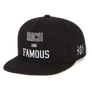 Rich and Famous Snapback (Black)